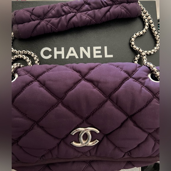 CHANEL Purple Quilted Bubble Shoulder Bag Silver CC Chain Purse Karl Lagerfeld - Picture 1 of 17